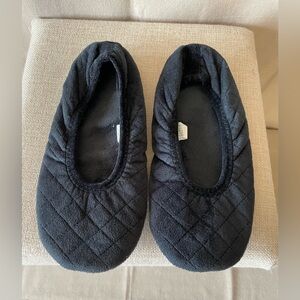 Secret Treasures Quilted Black Slippers